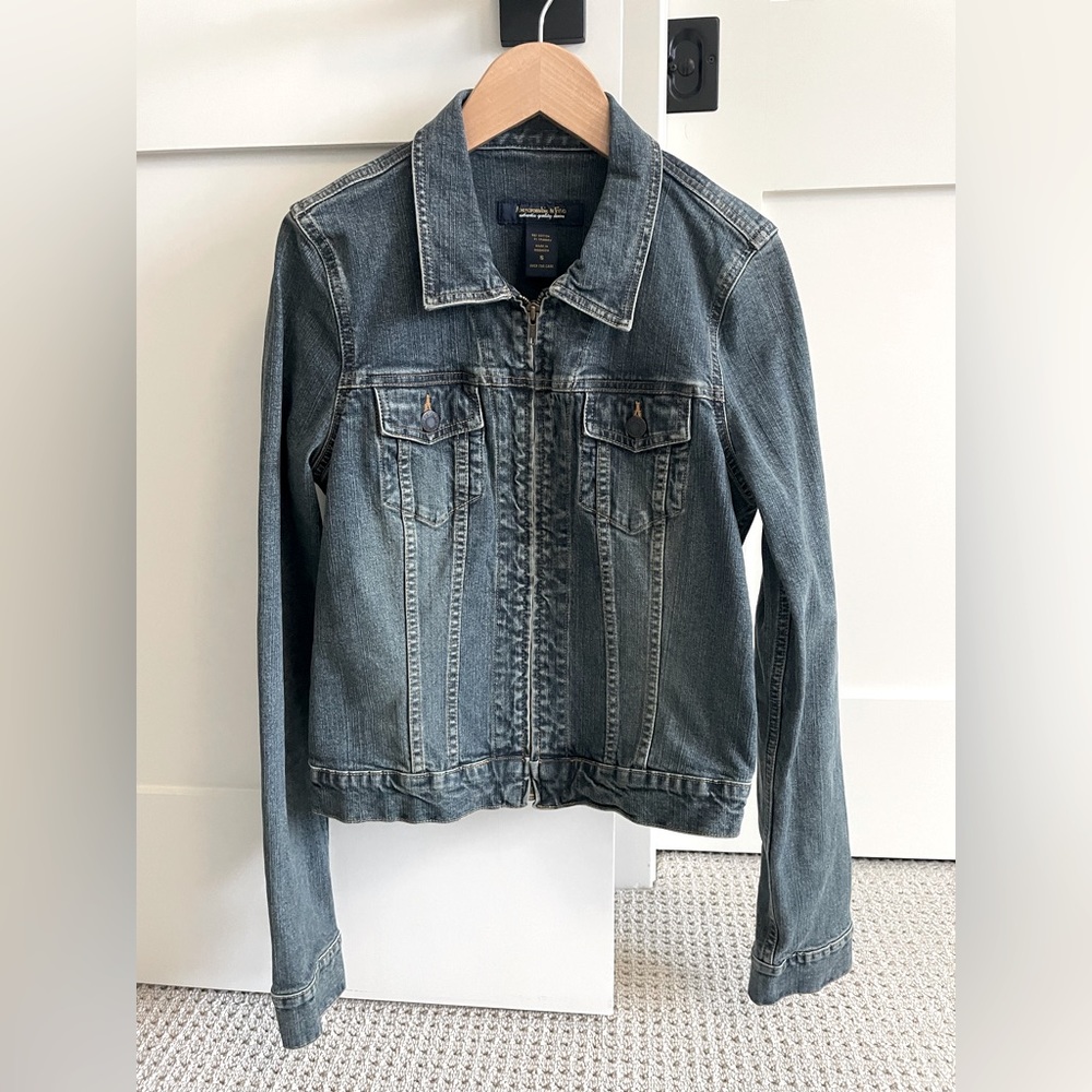 Abercrombie & Fitch Classic Zip Jean Jacket